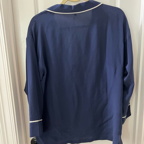 Gold Hawk blue blouse - Picture 3 of 3